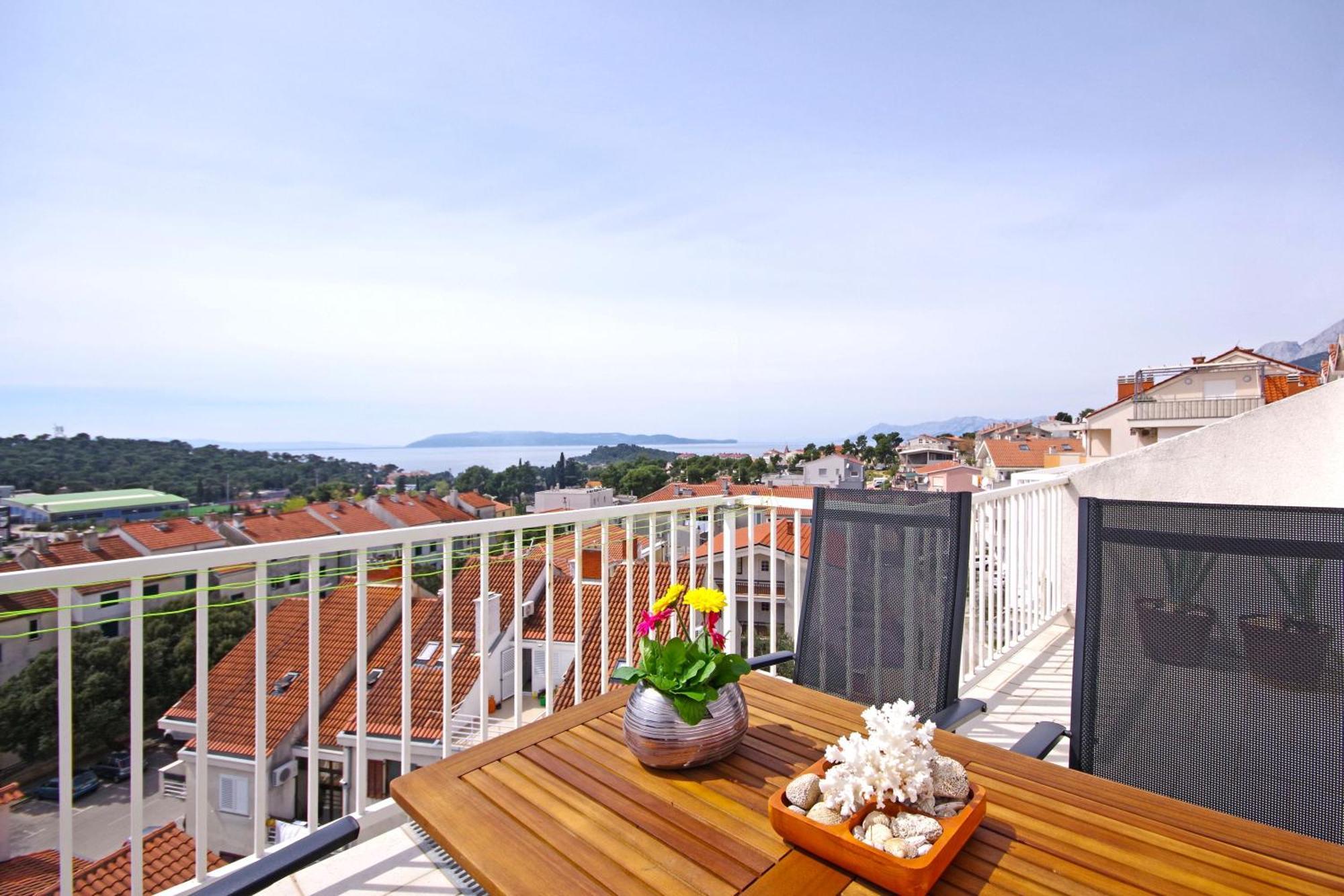 Apartment Neva Makarska